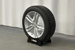 harmaa Kia Niro Electric 2022 kuva 13.