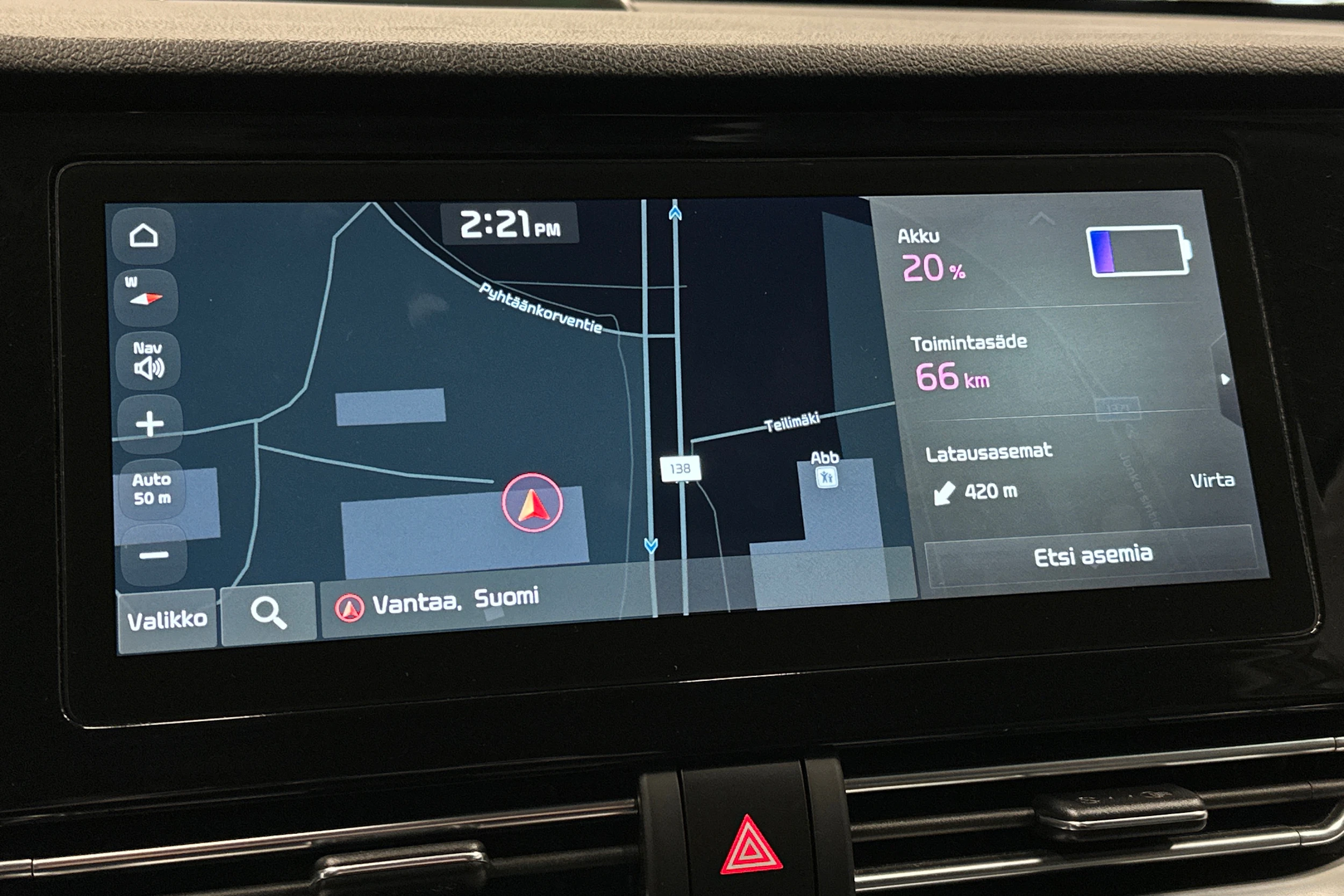 harmaa Kia Niro Electric 2022 kuva 23.