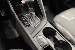 harmaa Kia Niro plug-in 2018 kuva 15.