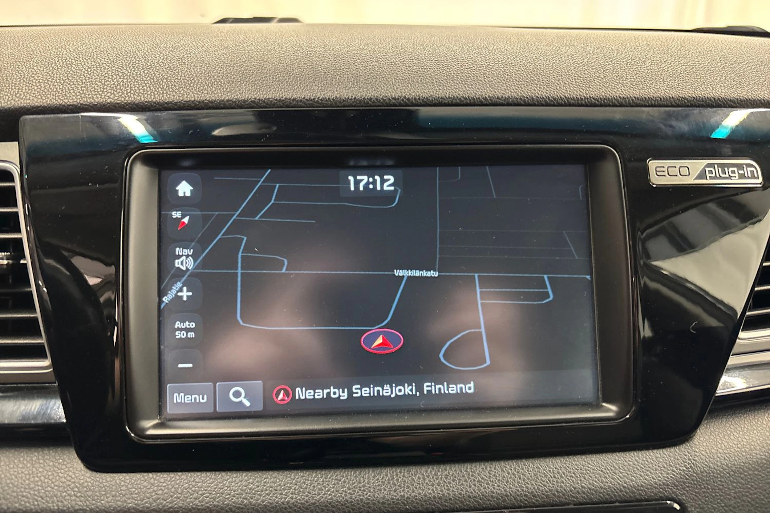 harmaa Kia Niro plug-in 2018 kuva 18.