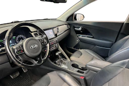 sininen Kia Niro plug-in 2019 kuva 6.