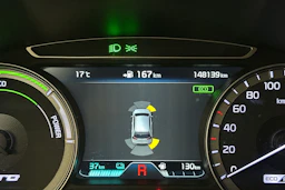 sininen Kia Niro plug-in 2019 kuva 25.