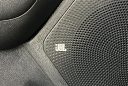 sininen Kia Niro plug-in 2019 kuva 26.