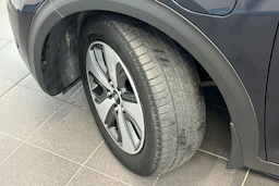 sininen Kia Niro plug-in 2019 kuva 29.