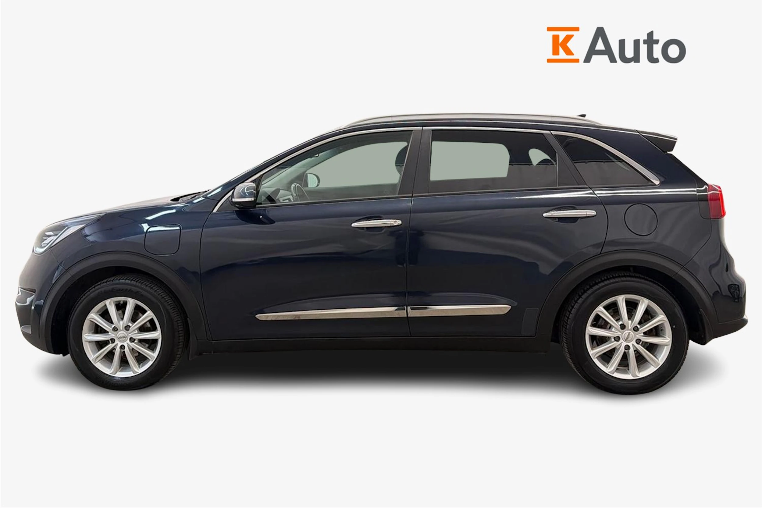 sininen Kia Niro 2019 kuva 5.