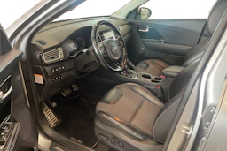 harmaa Kia Niro plug-in 2019 kuva 6.