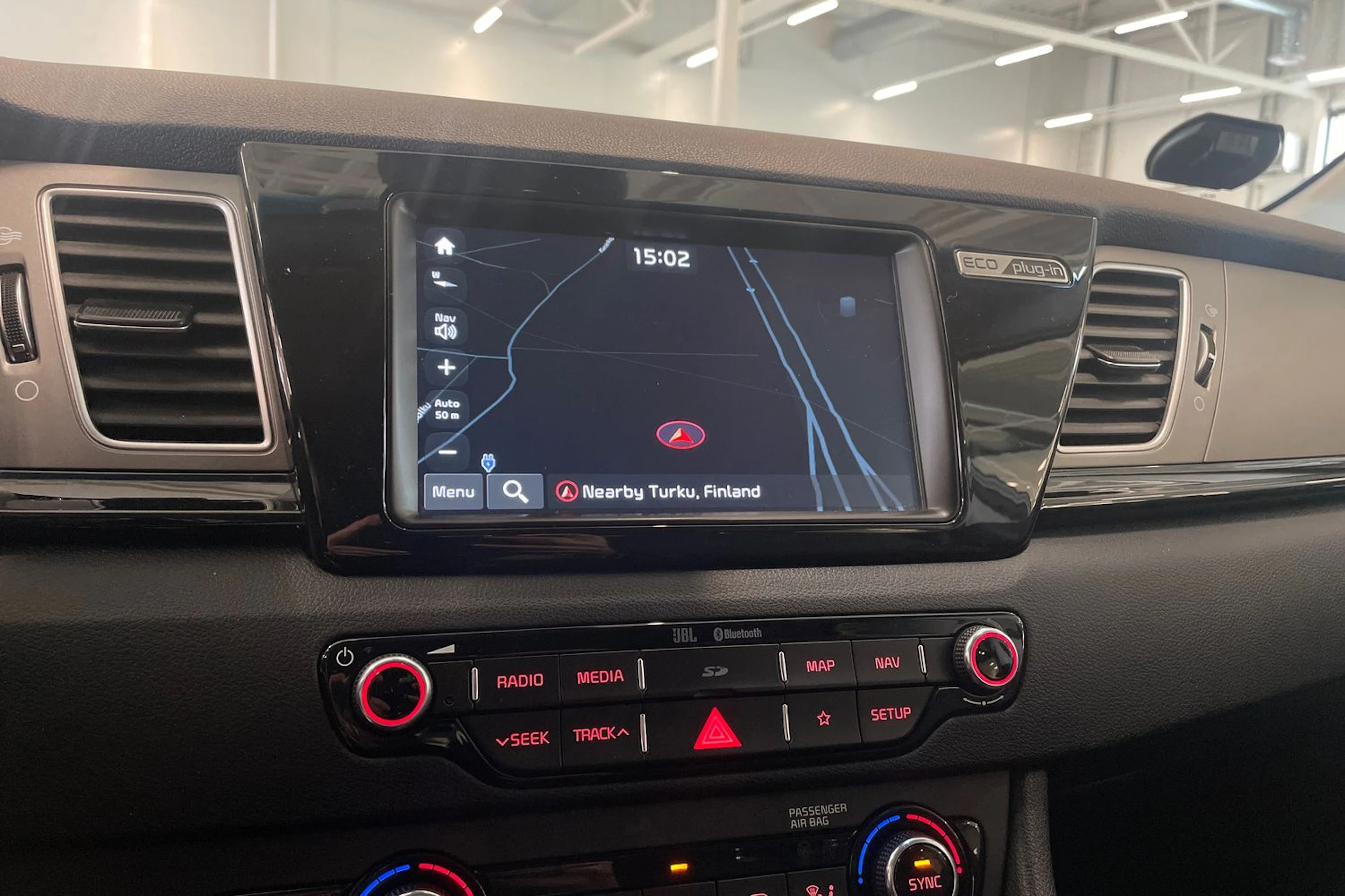 harmaa Kia Niro plug-in 2019 kuva 19.