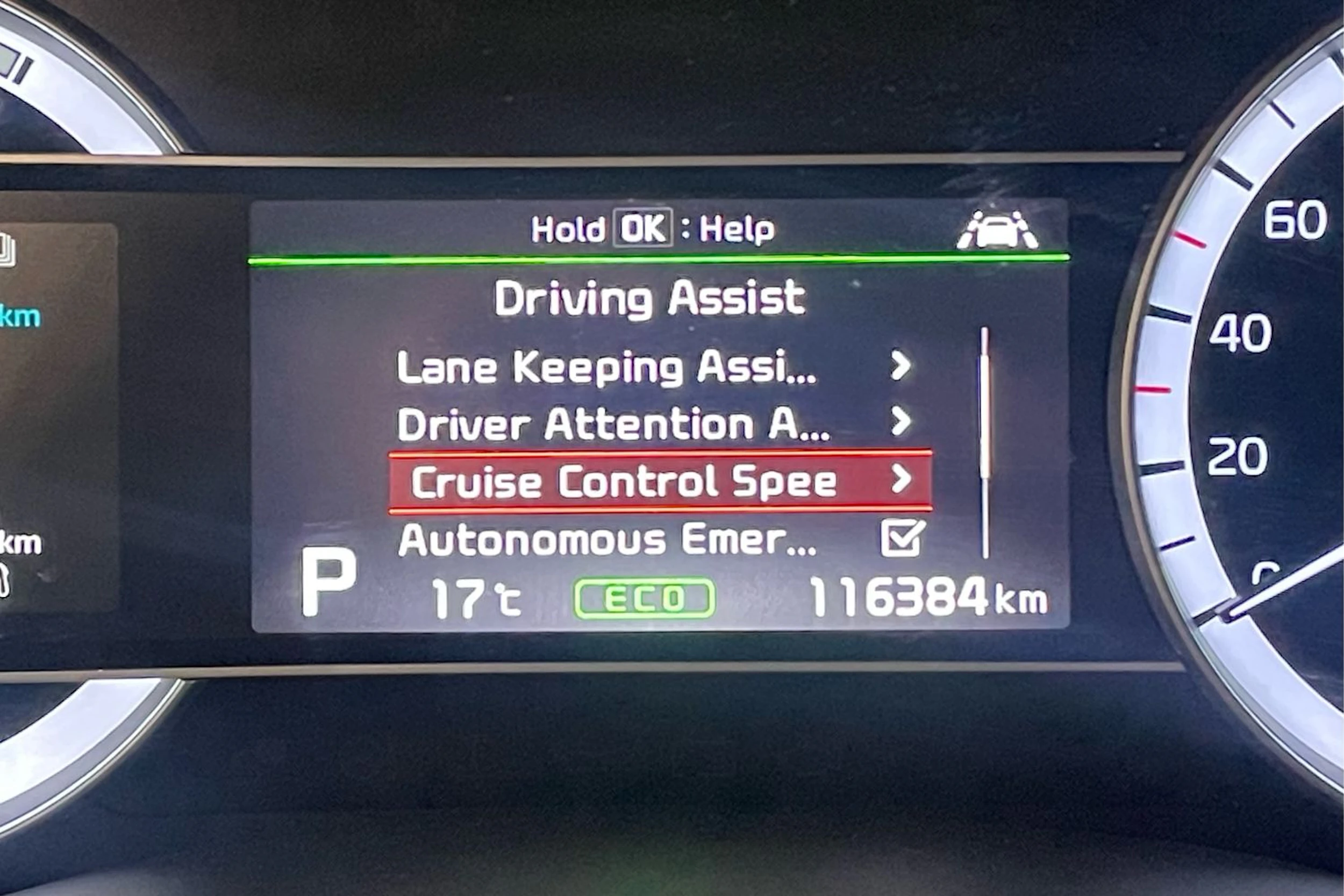 harmaa Kia Niro plug-in 2019 kuva 22.