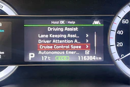 harmaa Kia Niro plug-in 2019 kuva 22.
