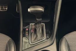 harmaa Kia Niro plug-in 2019 kuva 26.