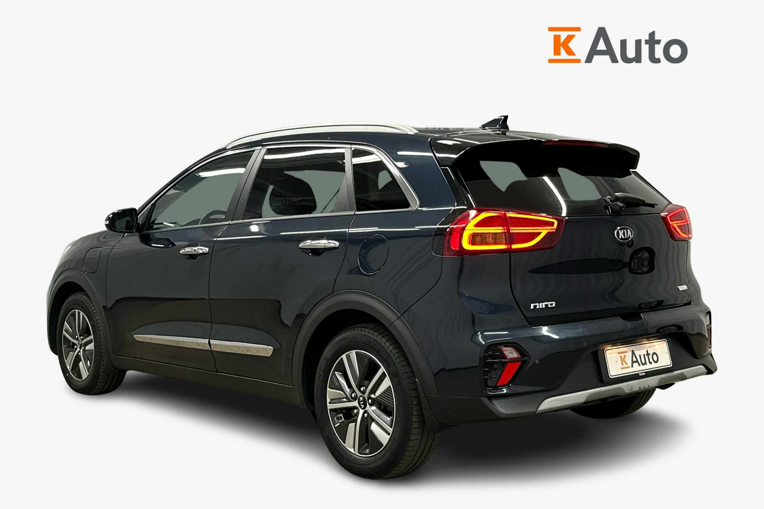 sininen Kia Niro plug-in 2020 kuva 2.