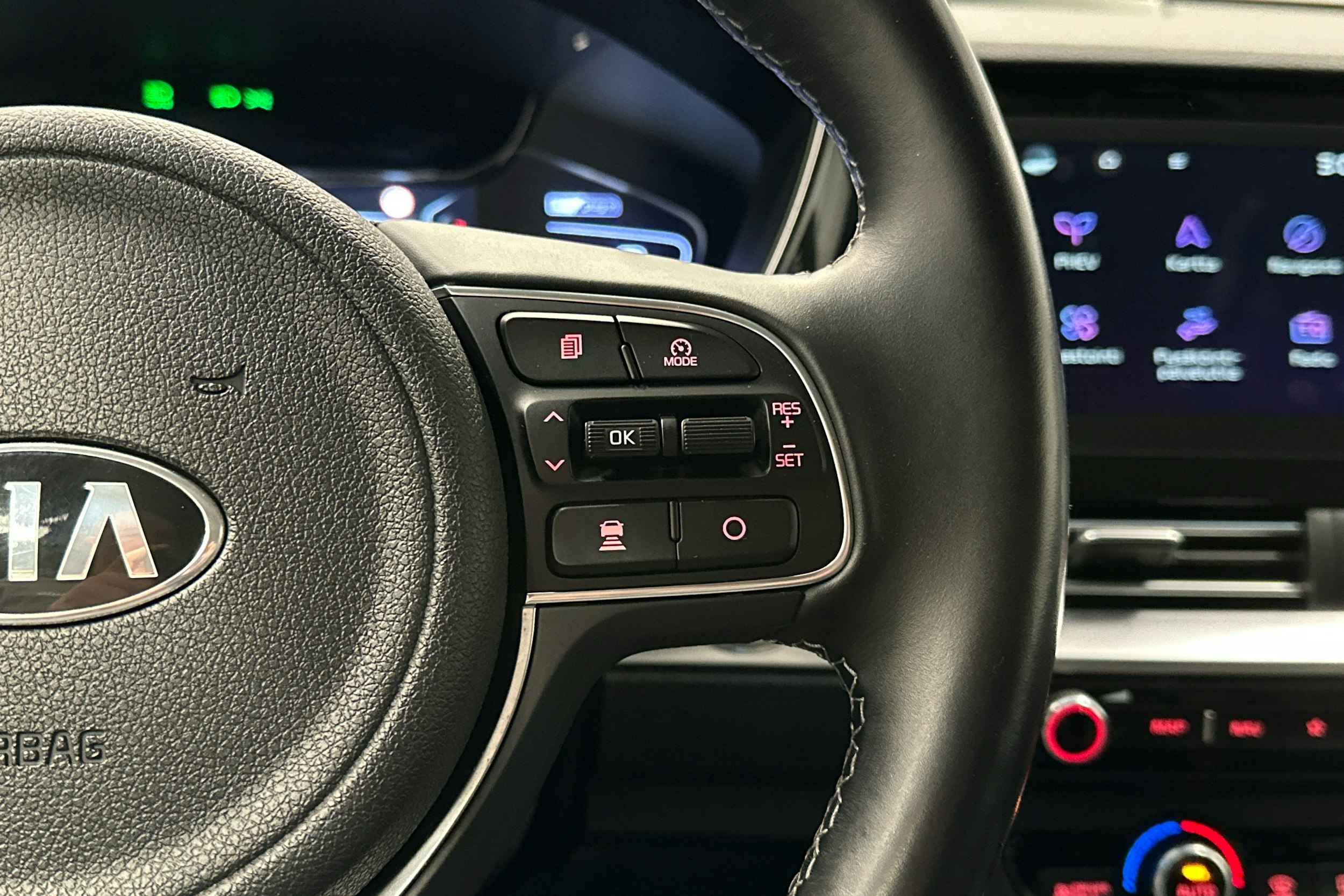 sininen Kia Niro plug-in 2020 kuva 10.