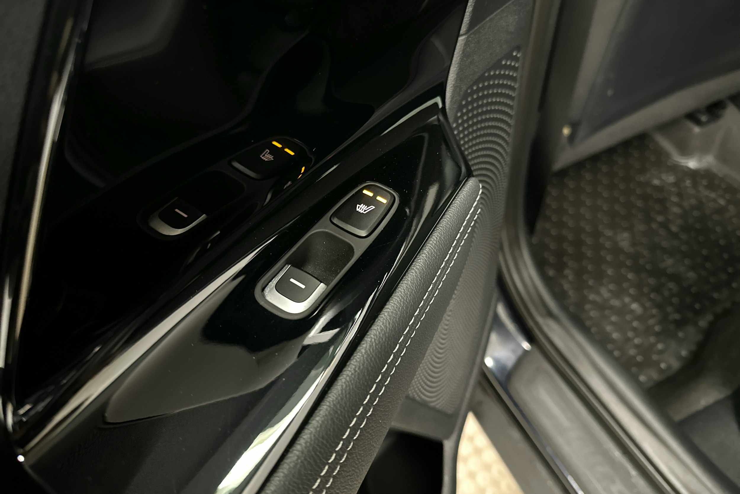 sininen Kia Niro plug-in 2020 kuva 21.
