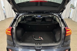 sininen Kia Niro plug-in 2020 kuva 23.