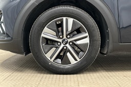 sininen Kia Niro plug-in 2020 kuva 24.