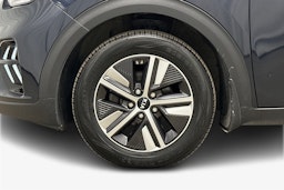 sininen Kia Niro plug-in 2020 kuva 11.