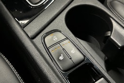 sininen Kia Niro plug-in 2020 kuva 22.