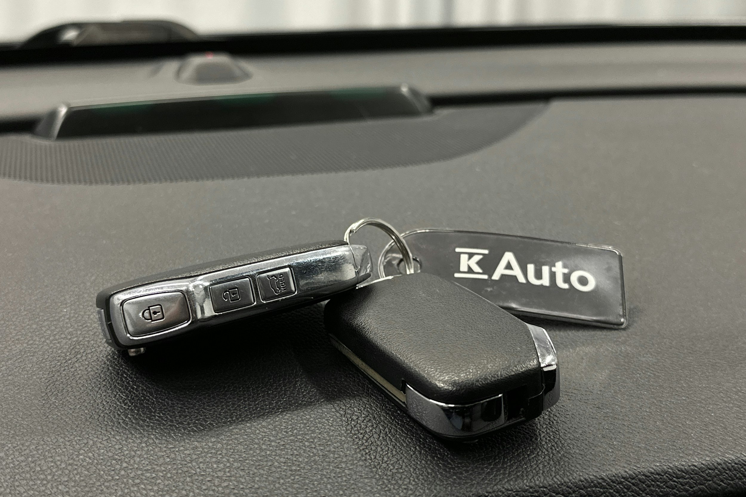 sininen Kia Niro plug-in 2020 kuva 27.