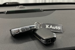 sininen Kia Niro plug-in 2020 kuva 27.