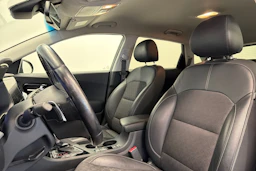 met. harmaa Kia Niro plug-in 2020 kuva 12.