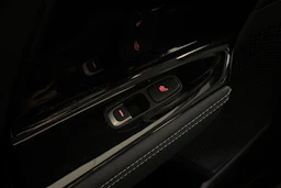 met. harmaa Kia Niro plug-in 2020 kuva 14.