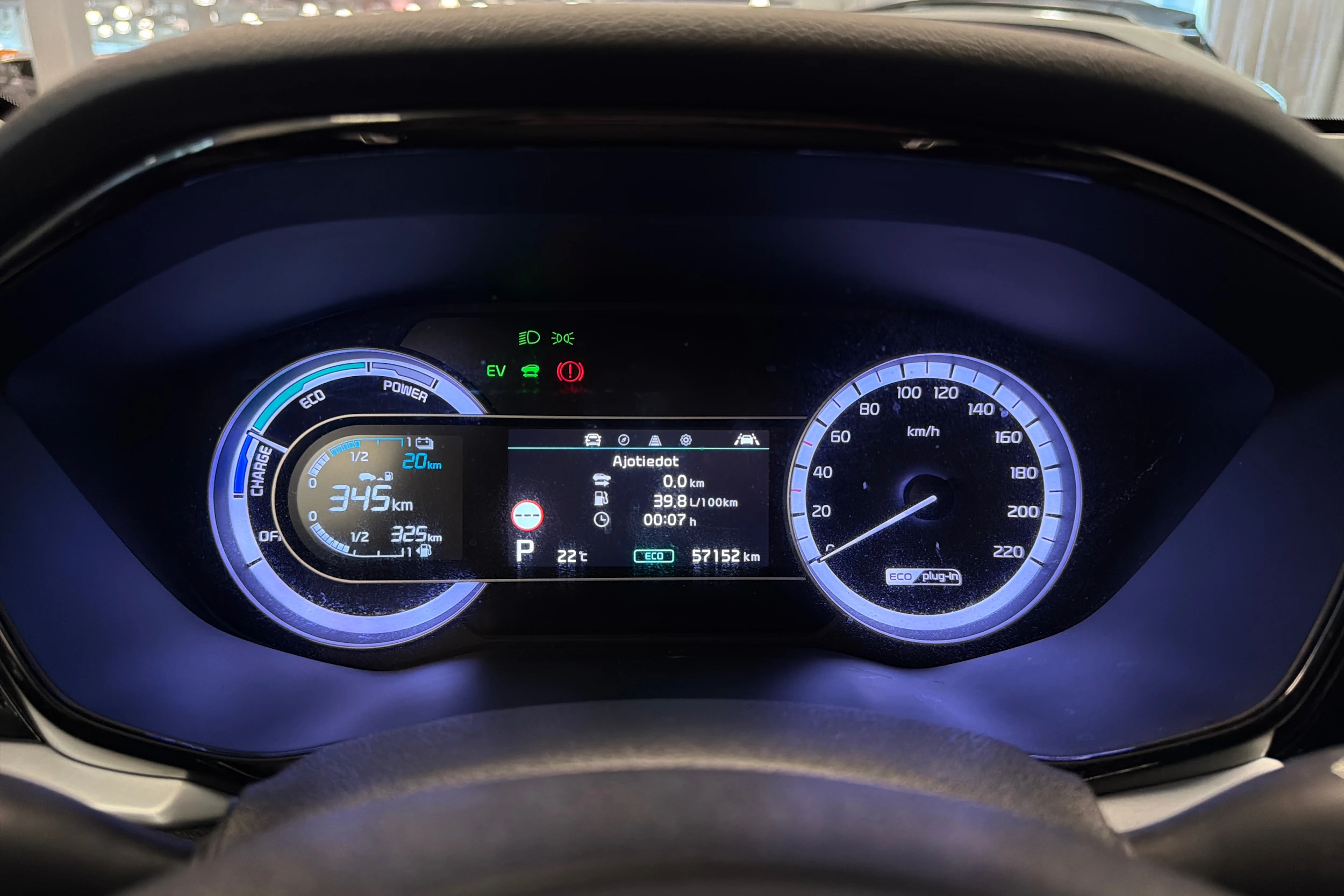 met. harmaa Kia Niro plug-in 2020 kuva 17.
