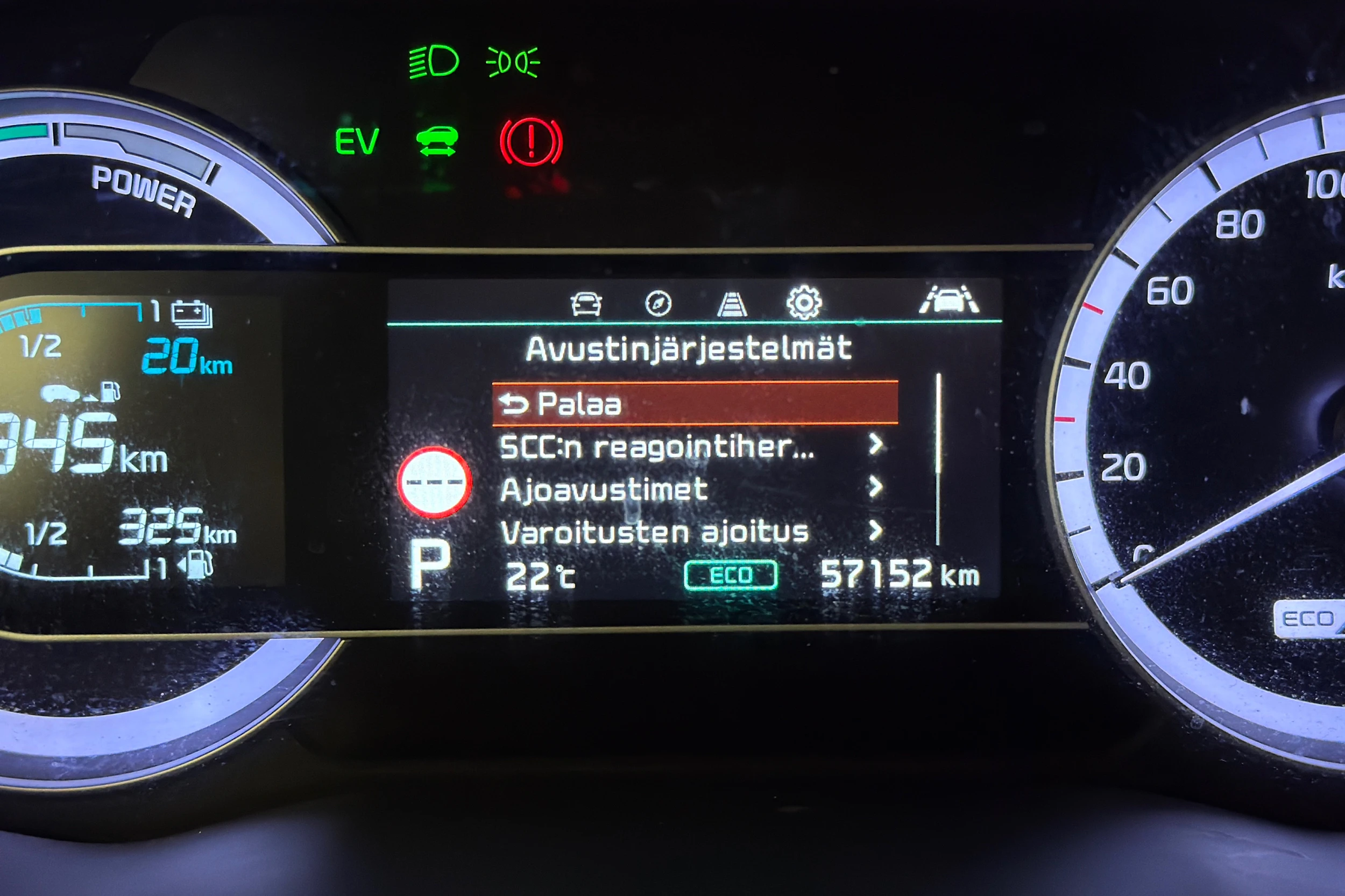 met. harmaa Kia Niro plug-in 2020 kuva 18.