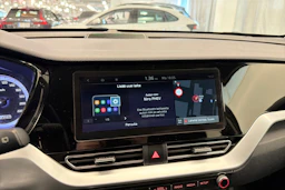 met. harmaa Kia Niro plug-in 2020 kuva 28.
