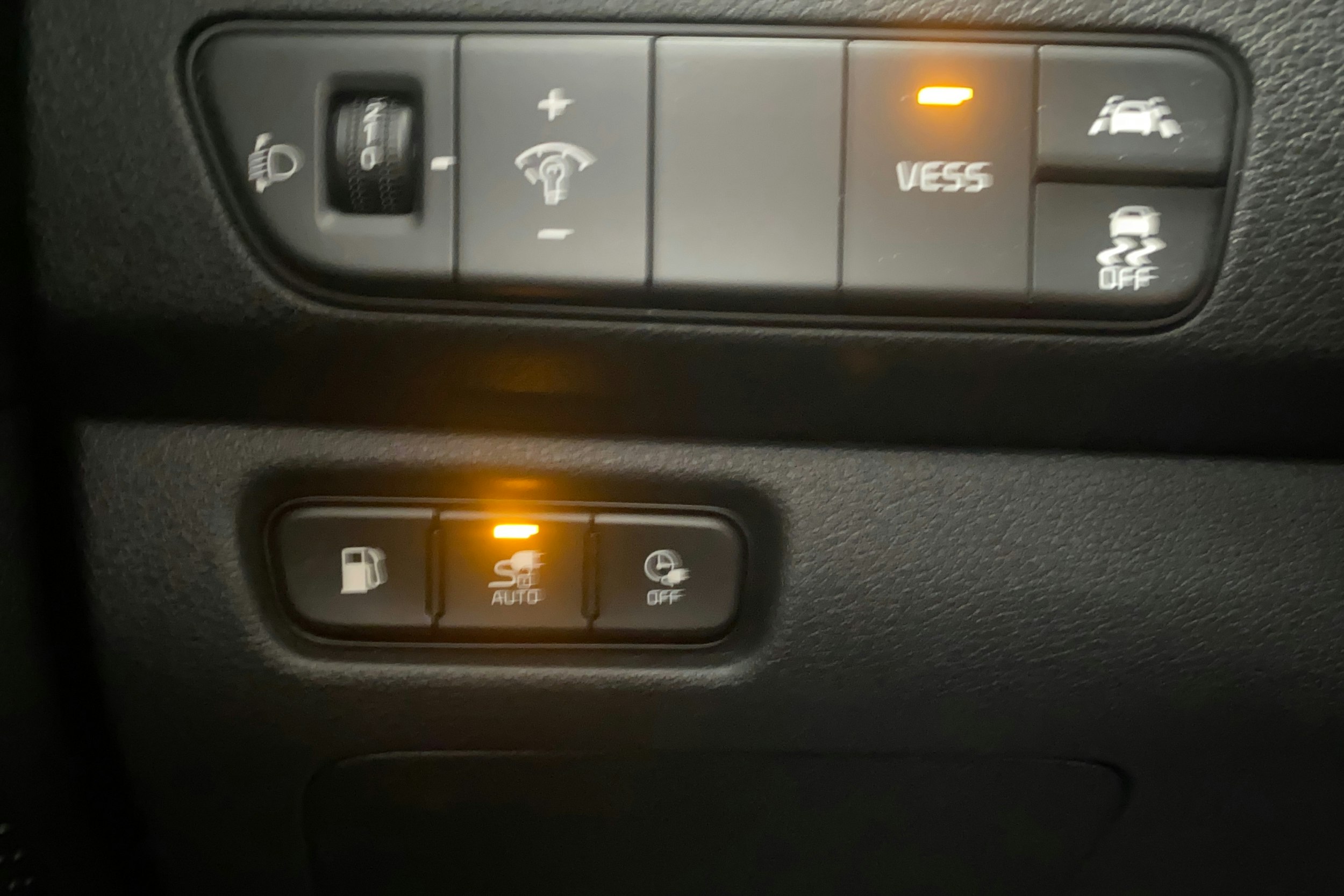 met. valkoinen Kia Niro plug-in 2021 kuva 21.