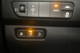 met. valkoinen Kia Niro plug-in 2021 kuva 21.