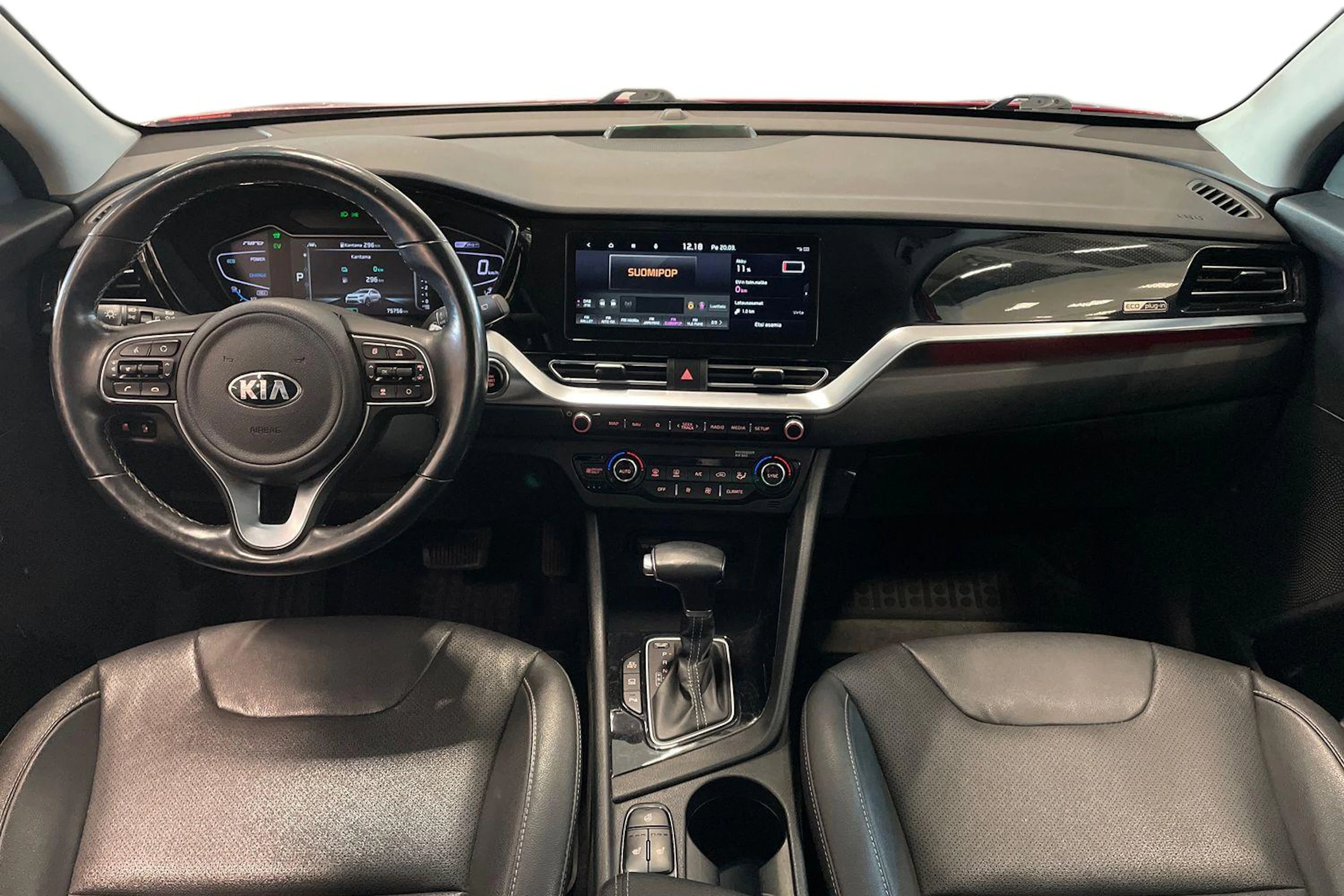 punainen Kia Niro plug-in 2021 kuva 7.