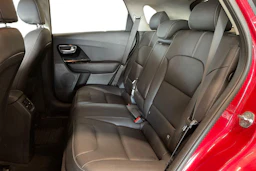 punainen Kia Niro plug-in 2021 kuva 8.