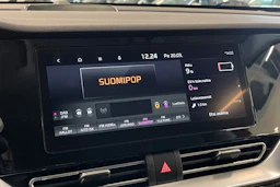 punainen Kia Niro plug-in 2021 kuva 17.