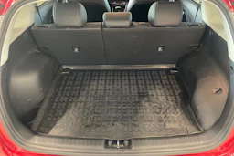 punainen Kia Niro plug-in 2021 kuva 26.