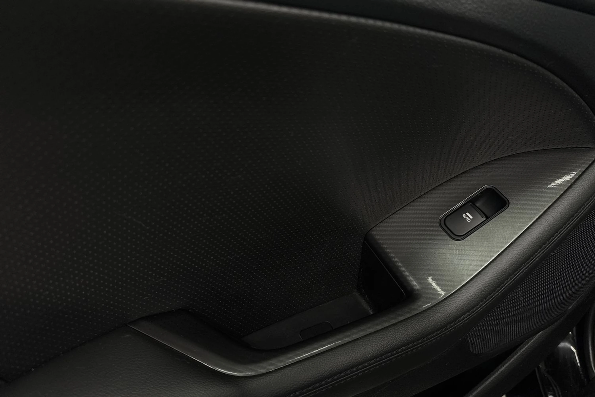 musta Kia Optima 2012 kuva 21.