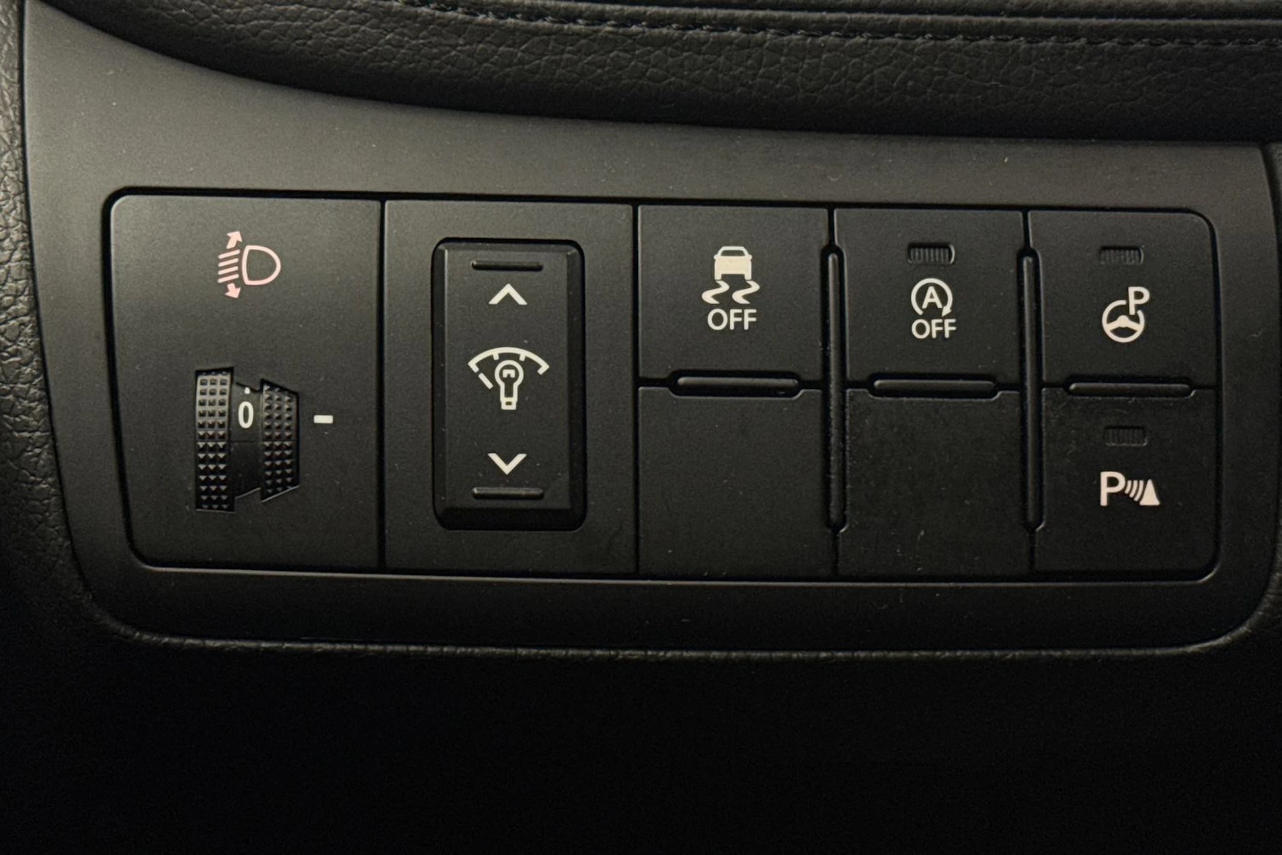 musta Kia Optima 2012 kuva 24.