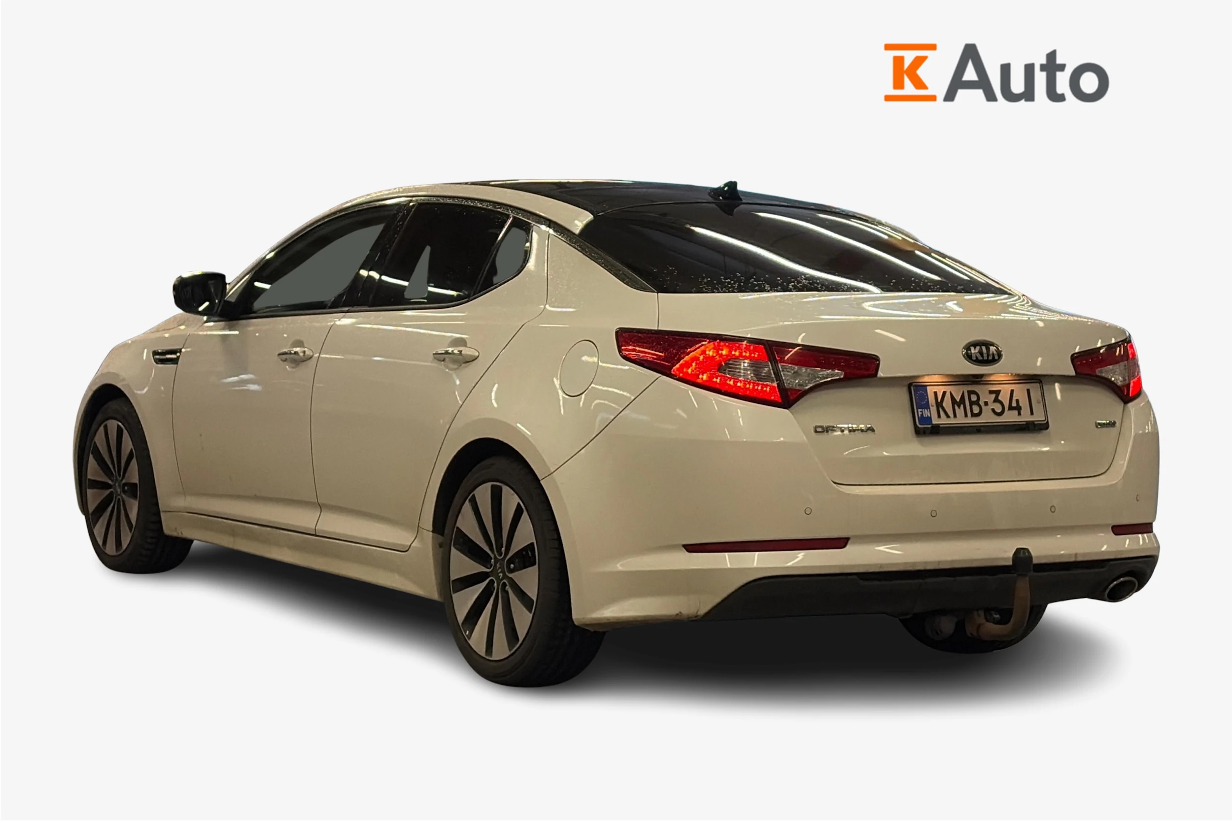 valkoinen Kia Optima 2012 kuva 2.