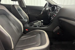 musta Kia Optima 2013 kuva 11.