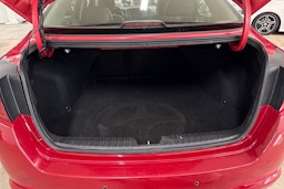 Punainen Kia Optima 2013 kuva 15.