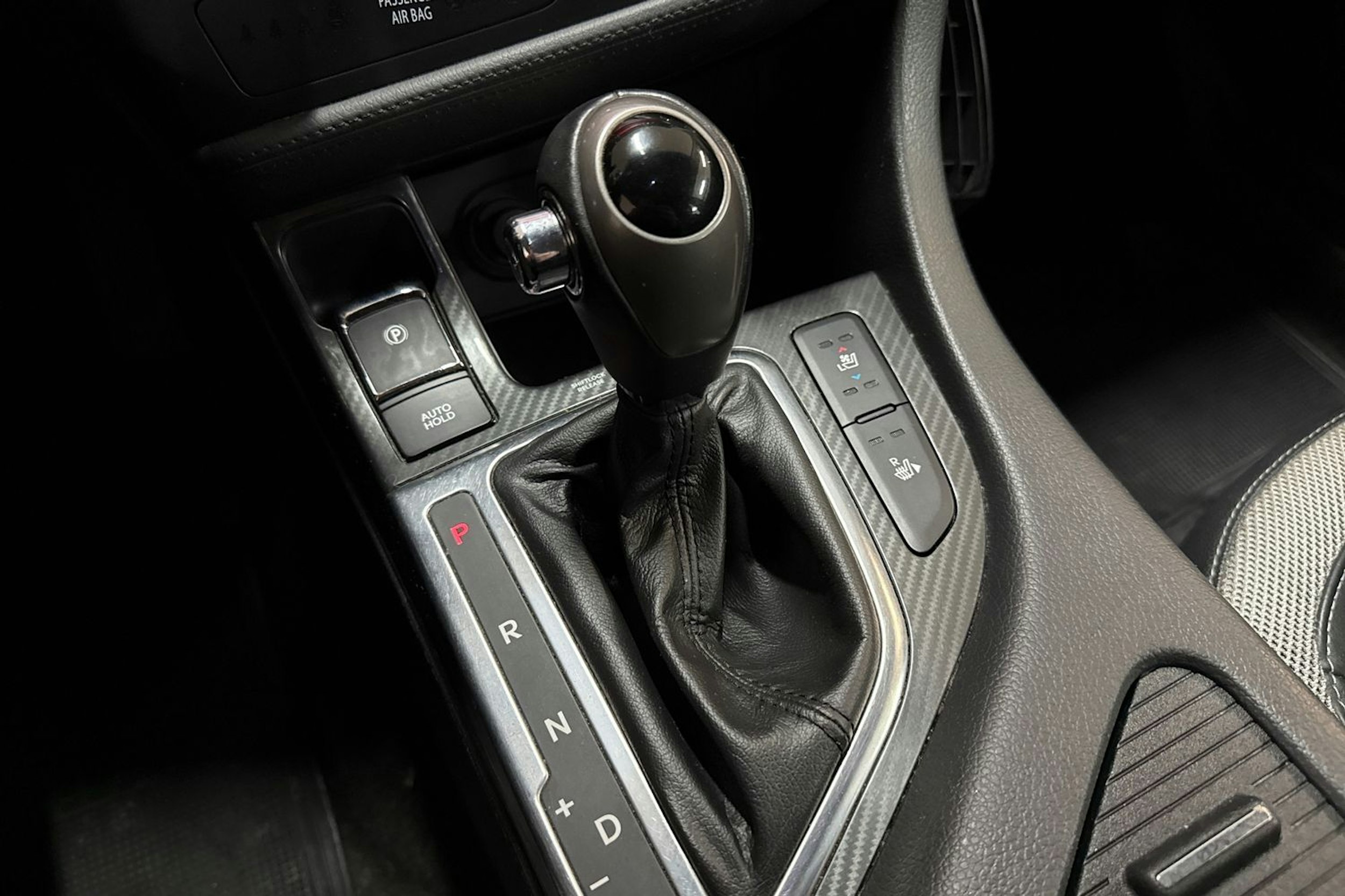Punainen Kia Optima 2013 kuva 22.