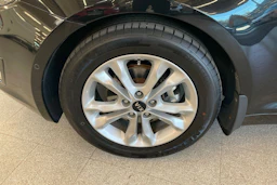 Musta Kia Optima 2013 kuva 9.