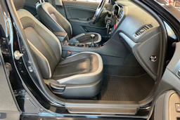 Musta Kia Optima 2013 kuva 20.