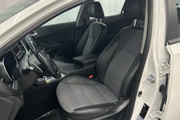 valkoinen Kia Optima 2015 kuva 12.