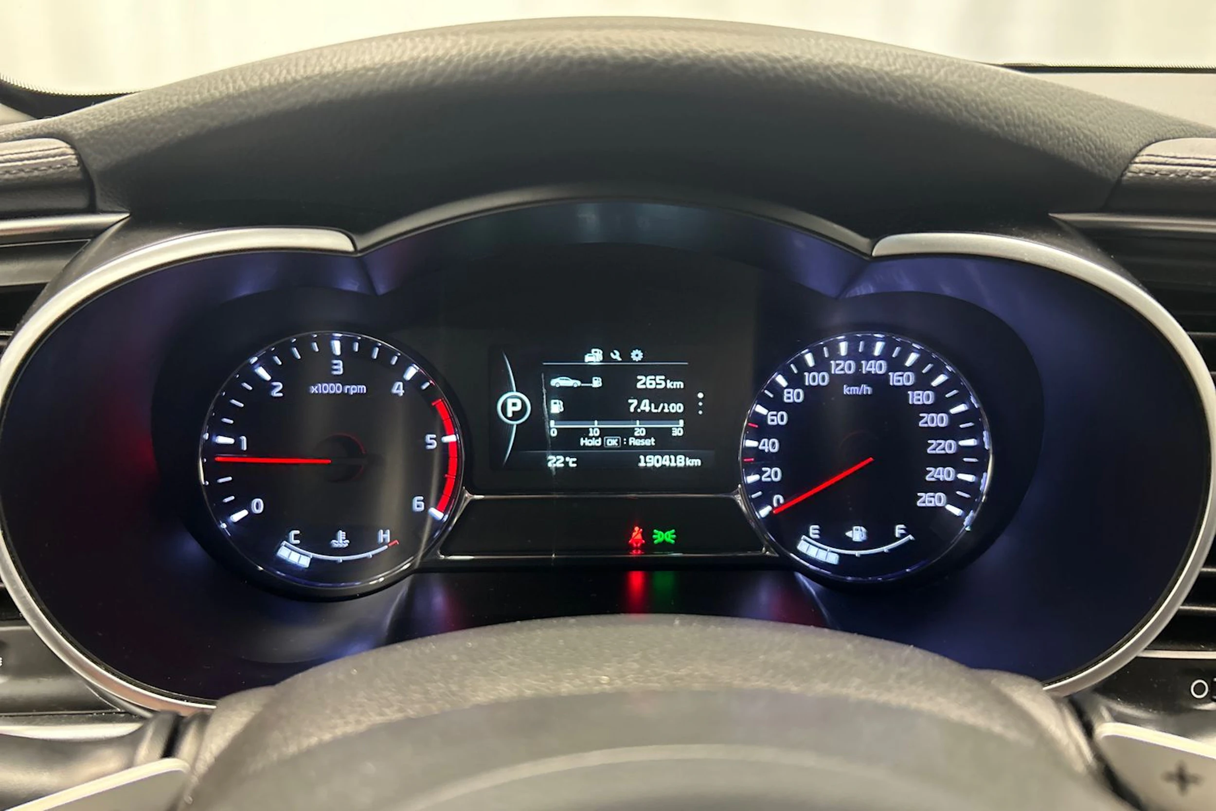 valkoinen Kia Optima 2015 kuva 16.