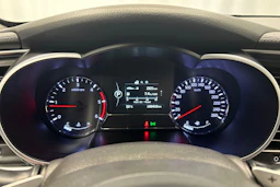 valkoinen Kia Optima 2015 kuva 16.