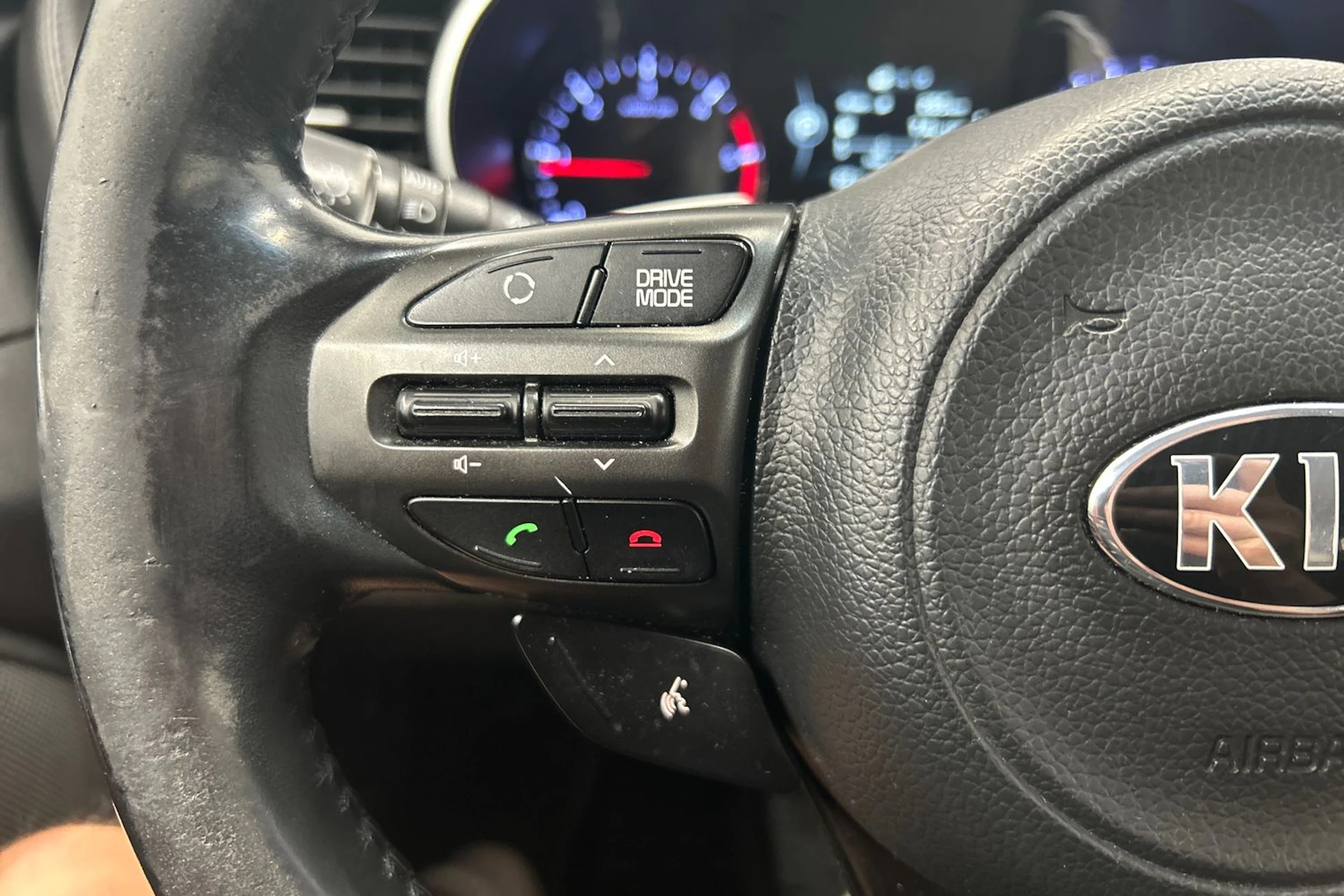 valkoinen Kia Optima 2015 kuva 17.