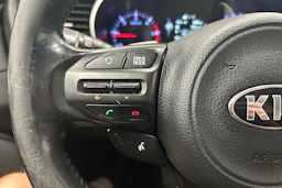 valkoinen Kia Optima 2015 kuva 17.