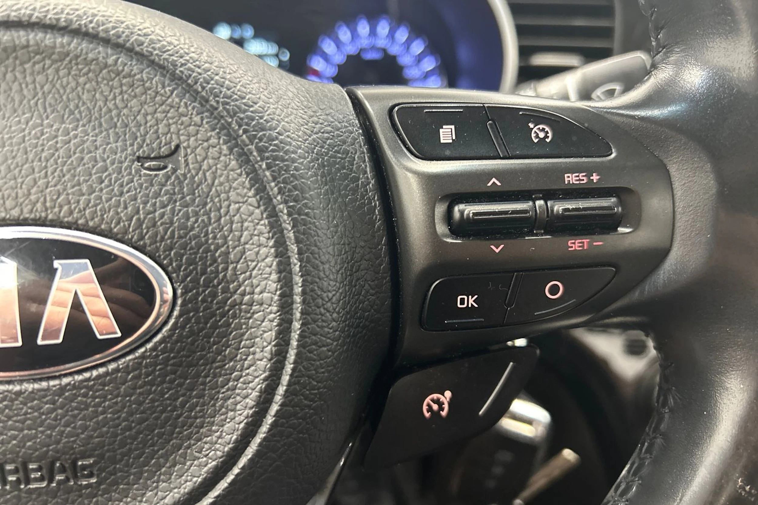 valkoinen Kia Optima 2015 kuva 18.