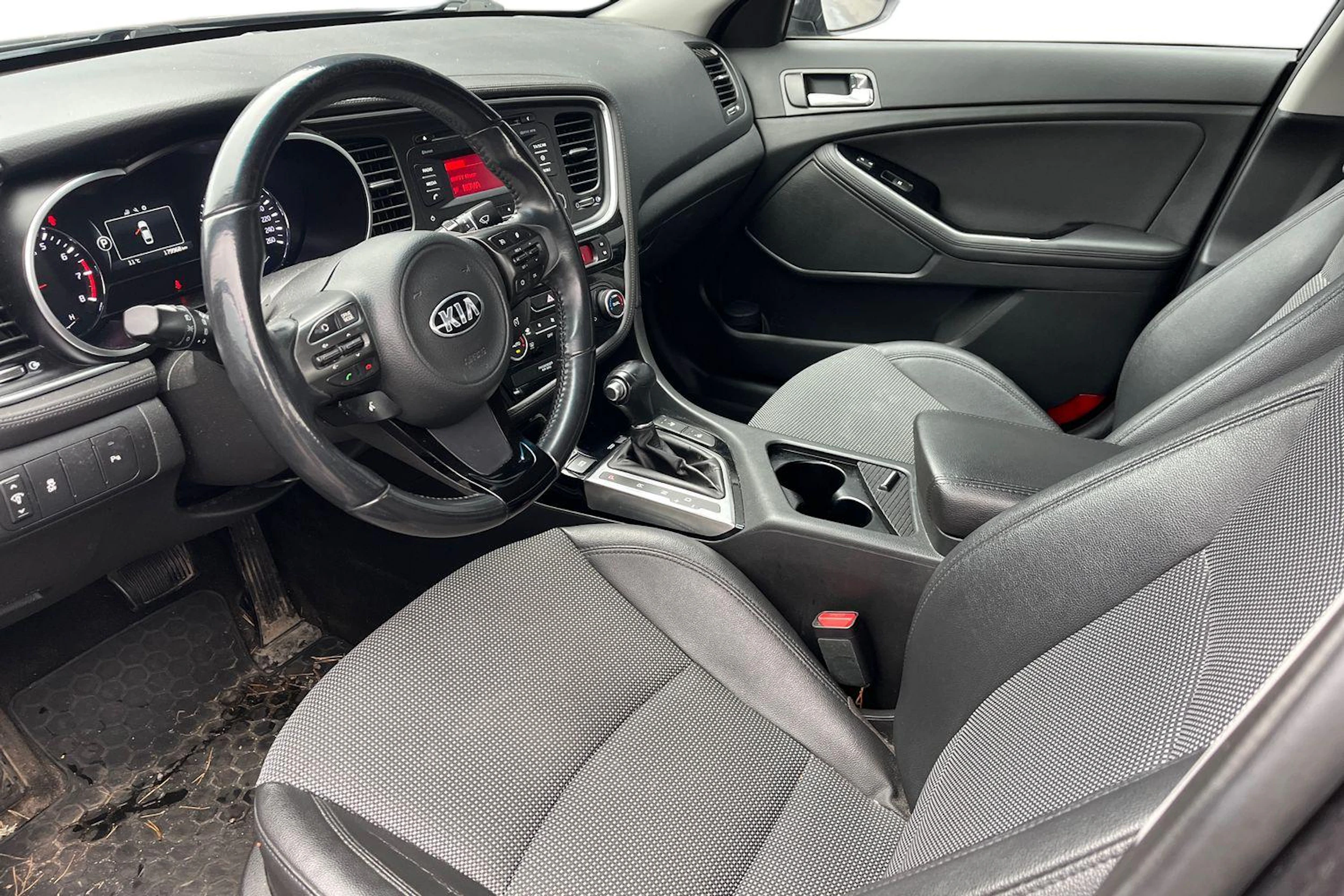 harmaa Kia Optima 2015 kuva 3.