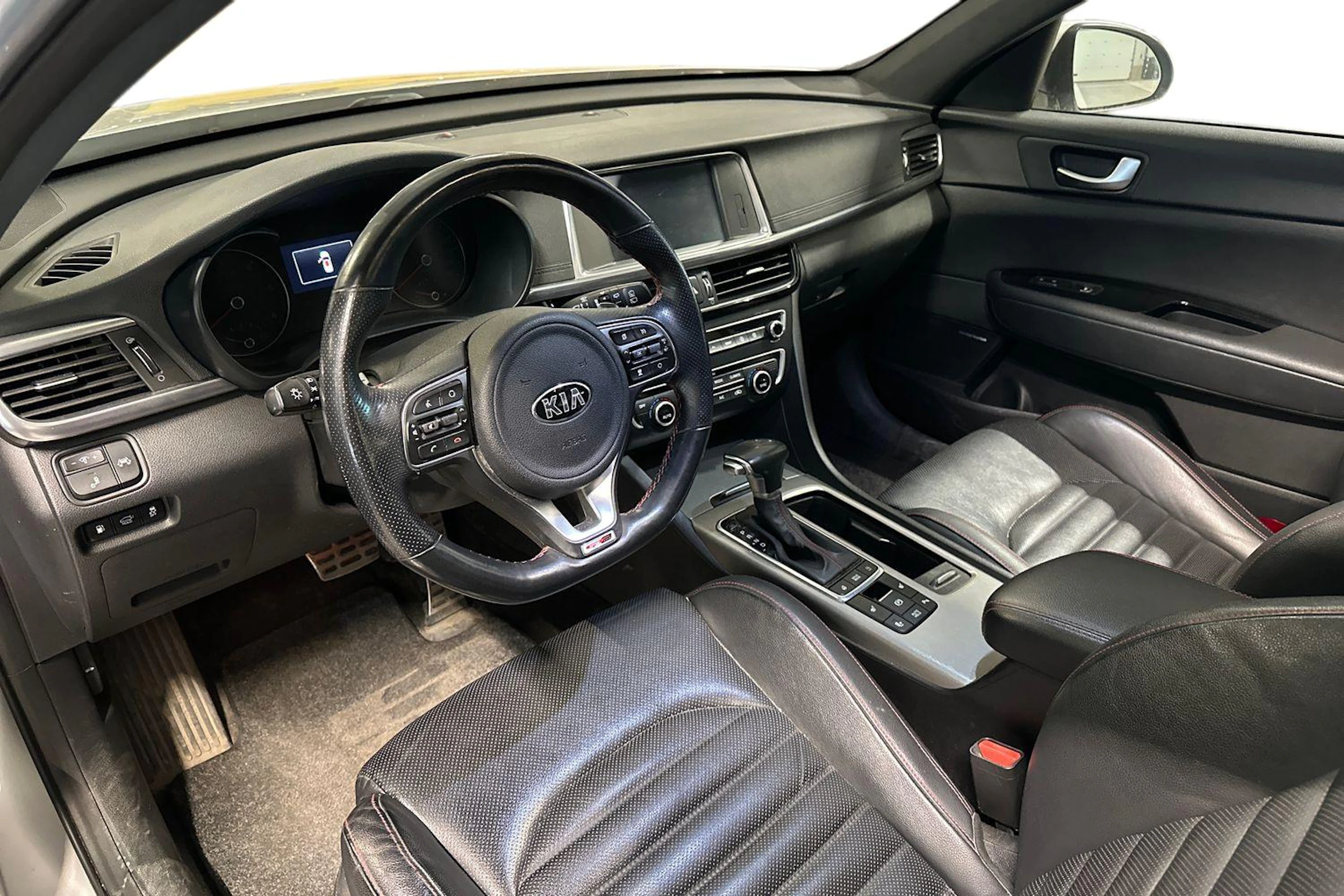 harmaa Kia Optima 2016 kuva 3.